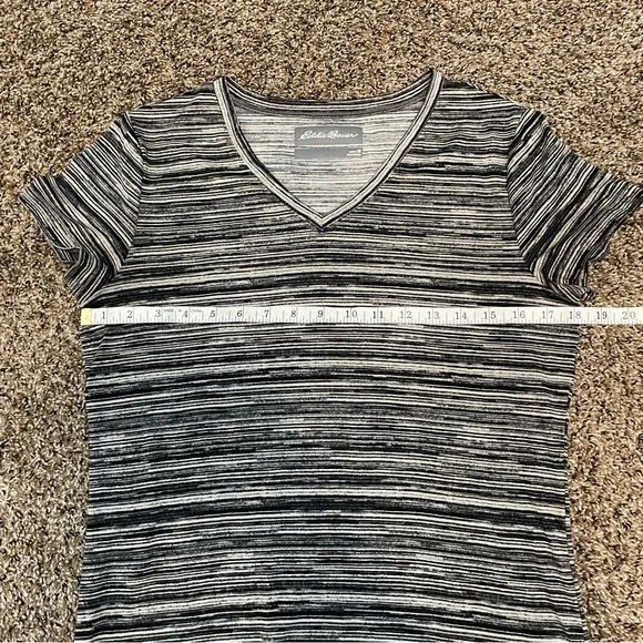 Eddie Bauer Womens V-Neck Black & Cream Short Sleeve Tee Shirt Sz Womens… - Picture 5 of 6